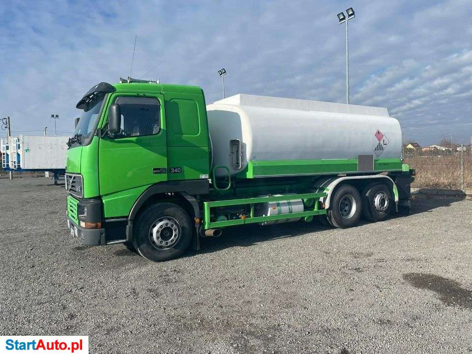 Volvo FH12 340 / 6×2 / DO PALIWA