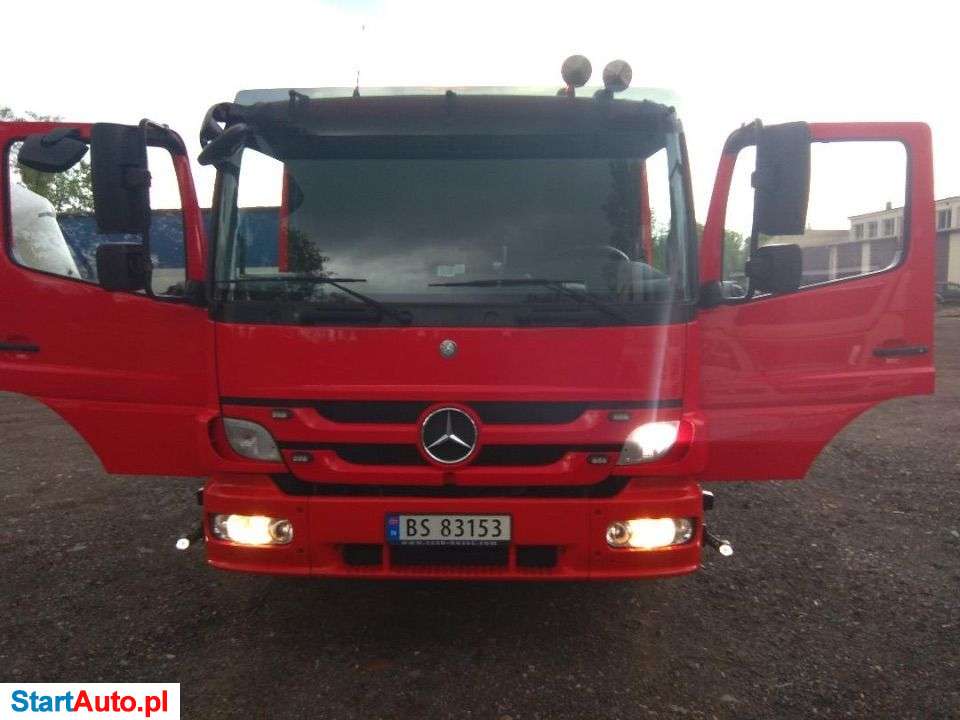 Mercedes-Benz 1223 ATEGO 6 Osobowy PLATFORMA HYDRAULICZNA EURO5