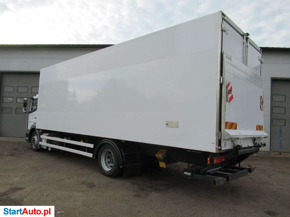 Mercedes-Benz AXOR 1824