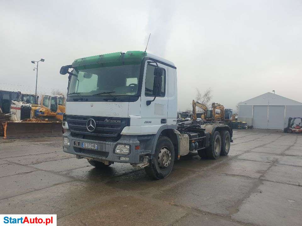 Mercedes-Benz 2636