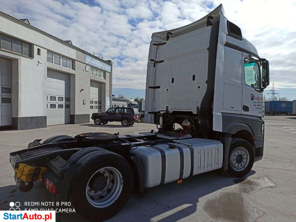 Mercedes-Benz Actros 1845 315/70R22,5 Euro 5