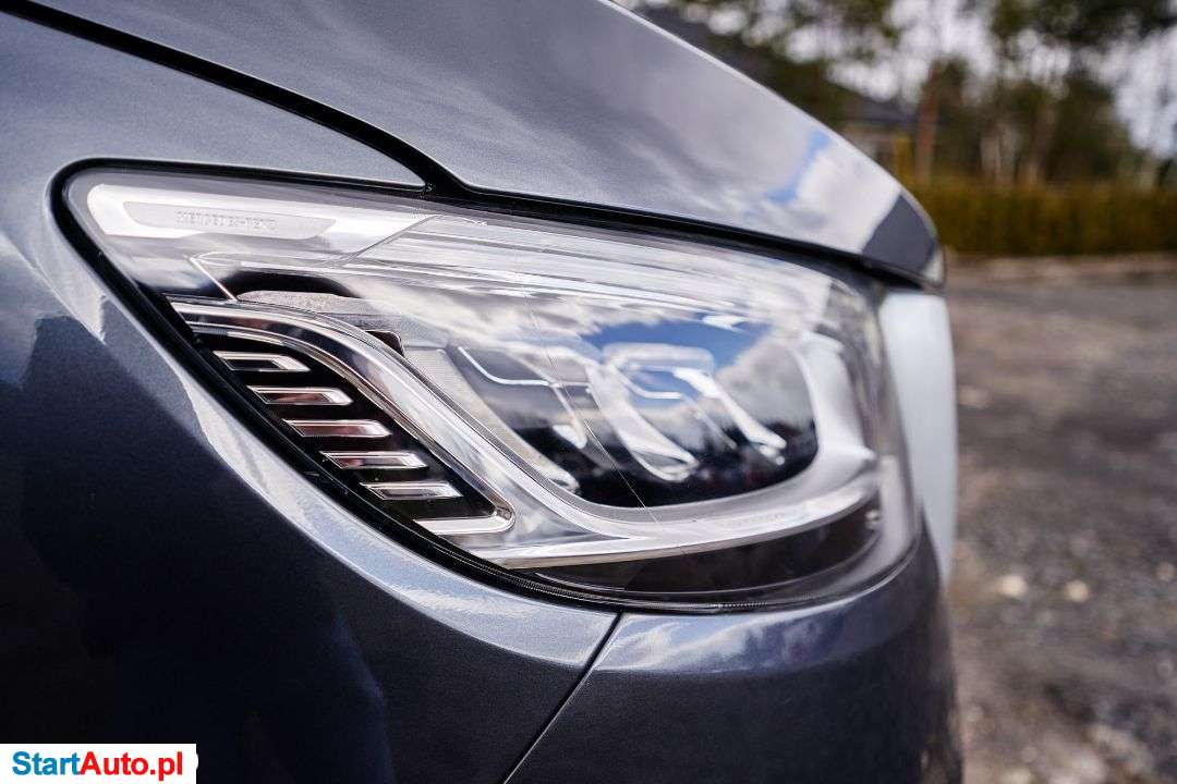 Mercedes-Benz Sprinter 519