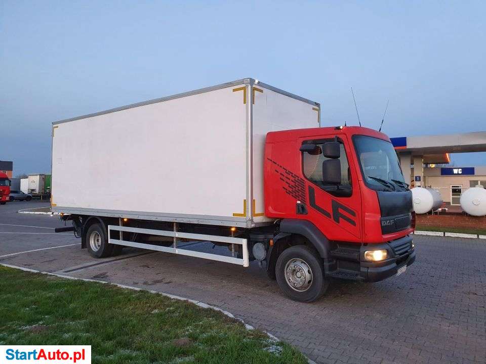 DAF LF 55.250 DMC 15000kg!! KONTENER CHŁODNIA Z WINDĄ. STAN DOBRY.