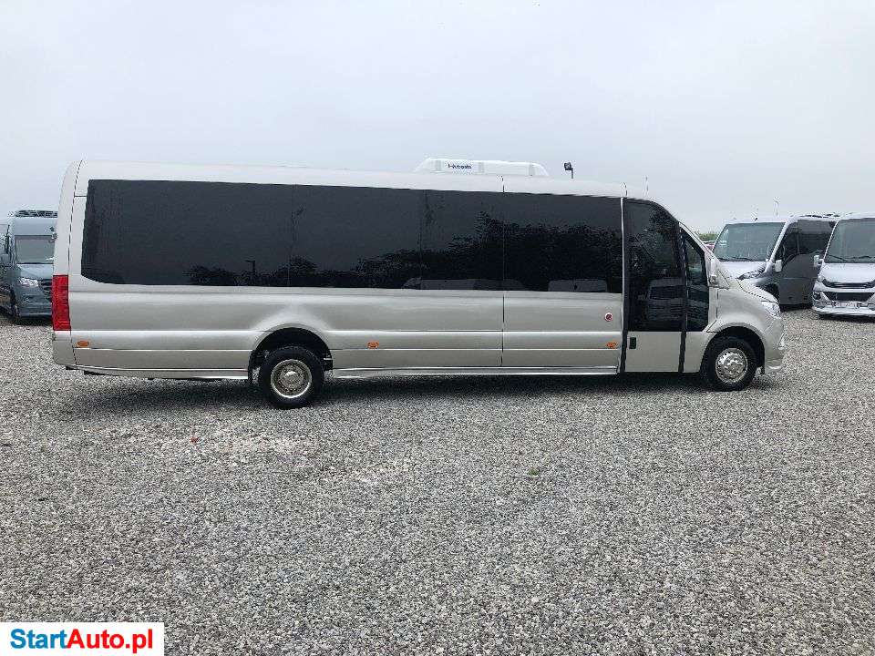 Mercedes-Benz Sprinter 519