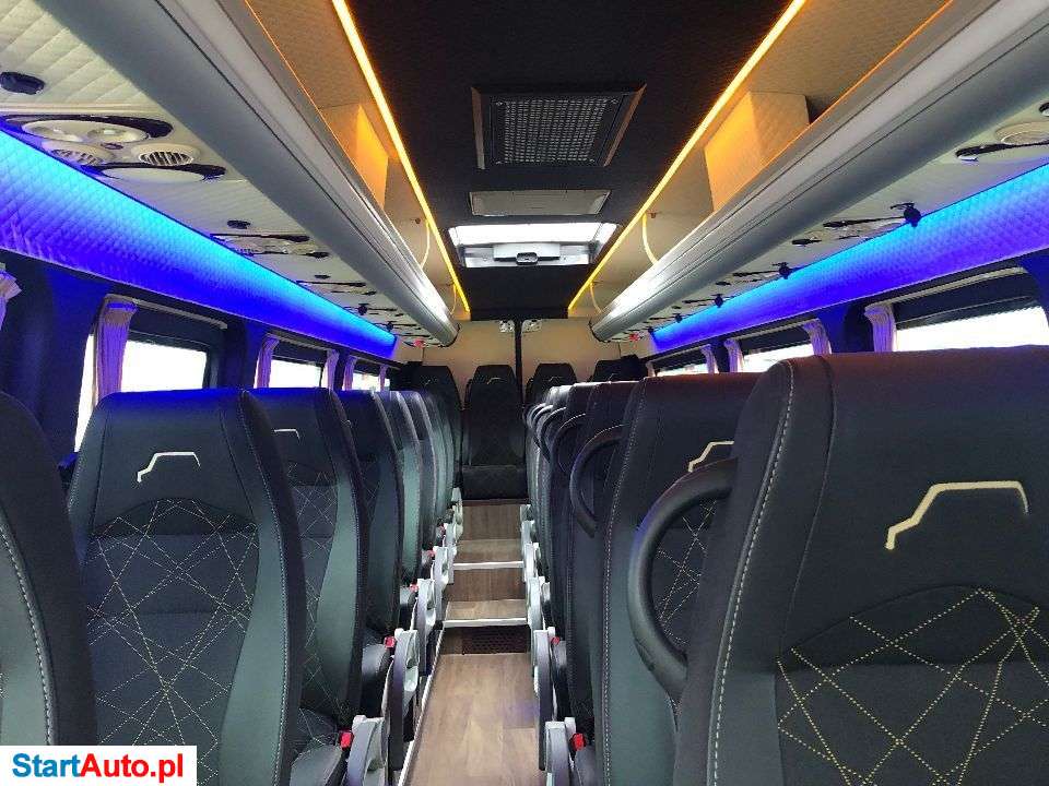 Mercedes-Benz Sprinter 519