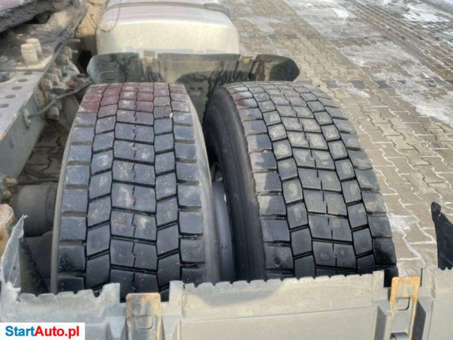 Scania R440