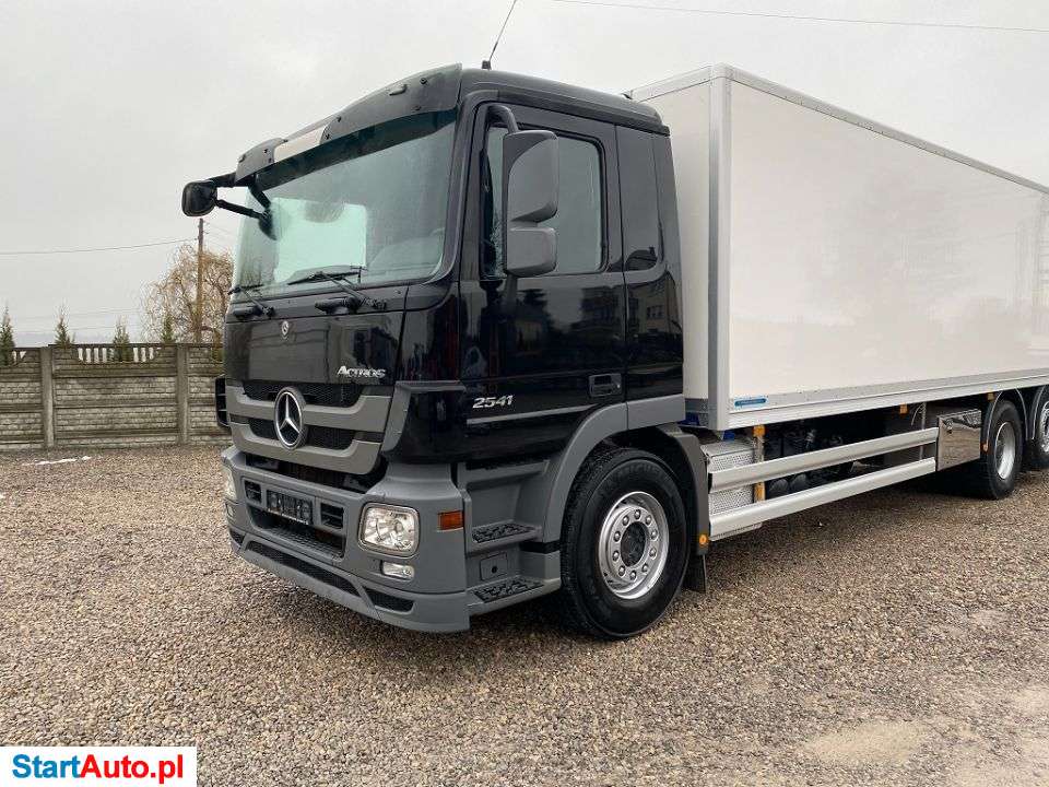 Mercedes-Benz Actros 2541 / MP3 / 6×2 / Euro 5 / Izoterma / Winda /