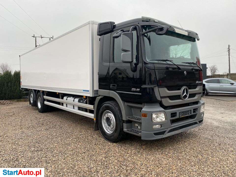 Mercedes-Benz Actros 2541 / MP3 / 6×2 / Euro 5 / Izoterma / Winda /