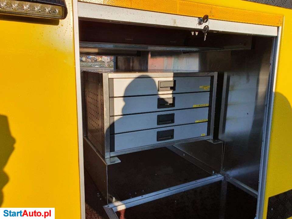 Iveco Daily 50C15 Holownik