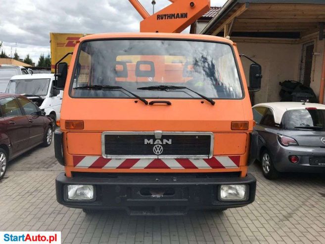 MAN 6100