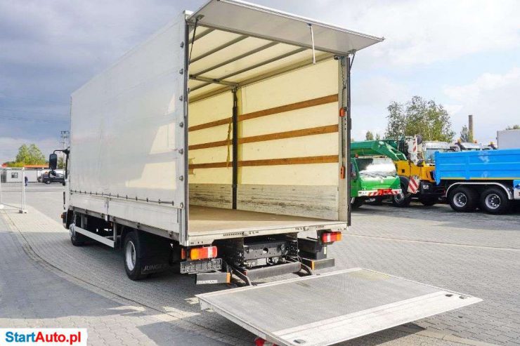 JUNGE Zabudowa Plandeka , Winda Dhollandia 1.000kg , Pilot , Burty Dzielone , Zabudowa Jak Nowa , 6 X 2,5 X 2,5m , Zabudowa Plandeka Firanka