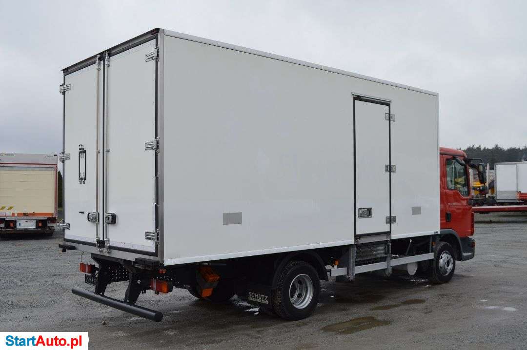 MAN TGL 8.180 CHŁODNIA + DRZWI + DRZWI BOCZNE IMPORT Z NIEMIEC