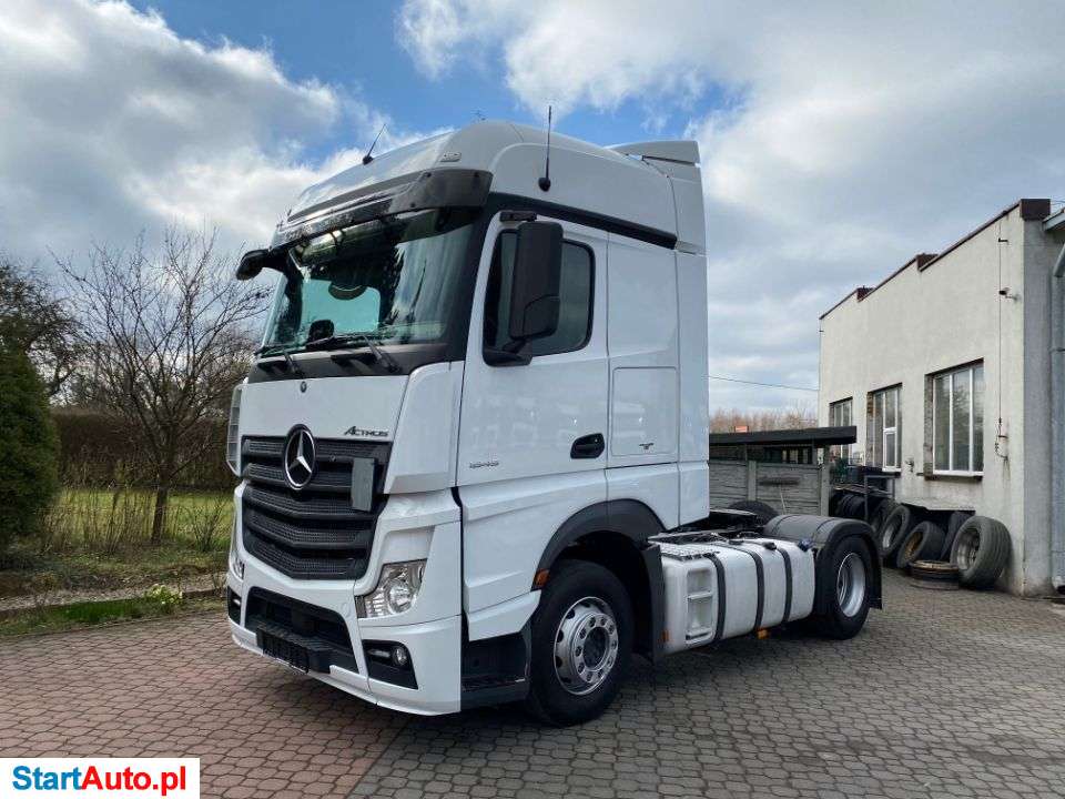 Mercedes-Benz 1845 Actros_Standart_315/70 R225_MP 4