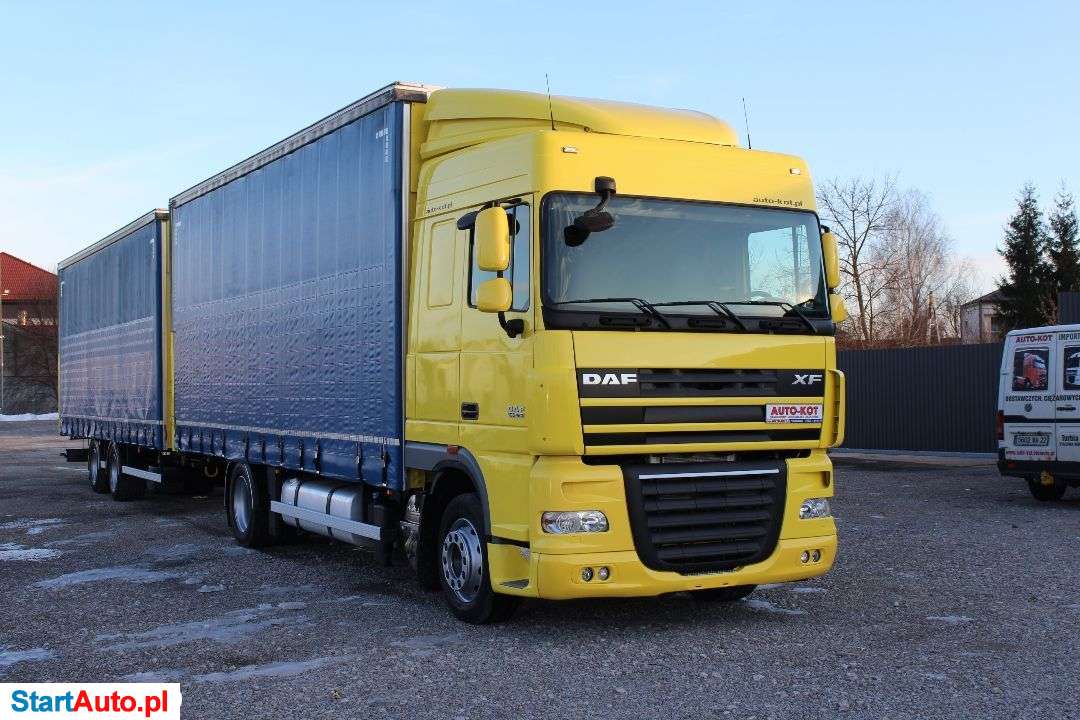 DAF XF 105.460 / ZESTAW + PRZYCZEPA SAMRO 2011 / DACH PODNOSZONY /**SERWIS** / SUPER STAN /