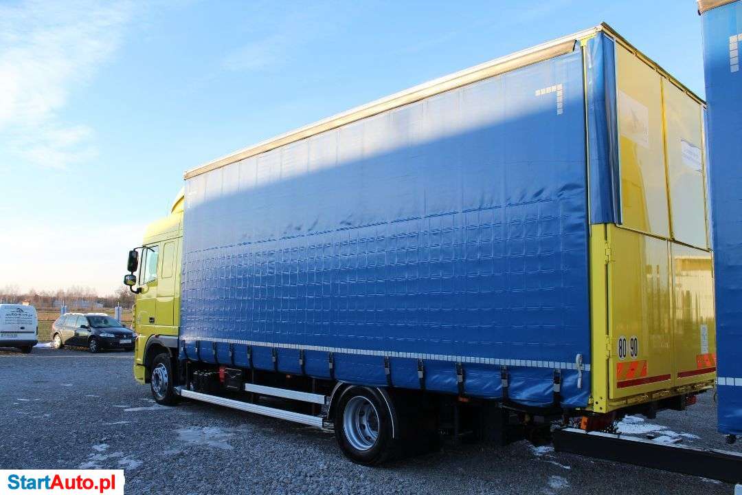 DAF XF 105.460 / ZESTAW + PRZYCZEPA SAMRO 2011 / DACH PODNOSZONY /**SERWIS** / SUPER STAN /
