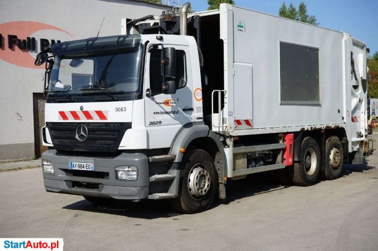 Mercedes-Benz Śmieciarka Trzyosiowa EURO 5