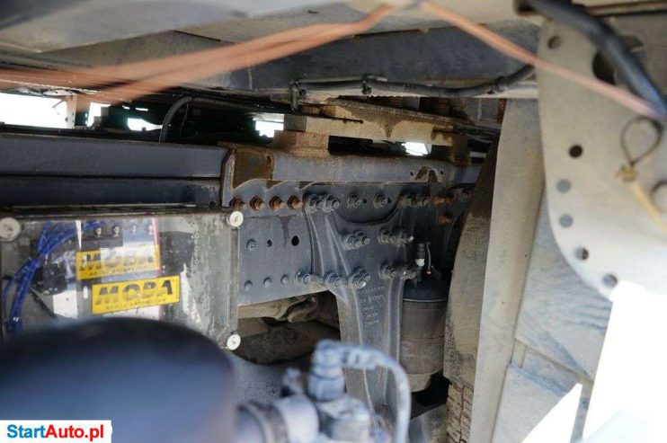 Mercedes-Benz Śmieciarka Trzyosiowa EURO 5