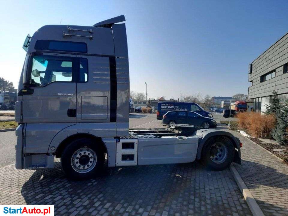 MAN TGX 18.500 STANDARD XXL RETARDER KLIMA POSTOJOWA NAWIGACJA XENON BOGATE WYPOSAŻENIE