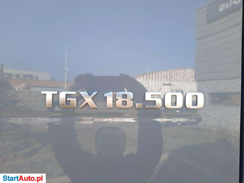 MAN TGX 18.500 STANDARD XXL RETARDER KLIMA POSTOJOWA NAWIGACJA XENON BOGATE WYPOSAŻENIE