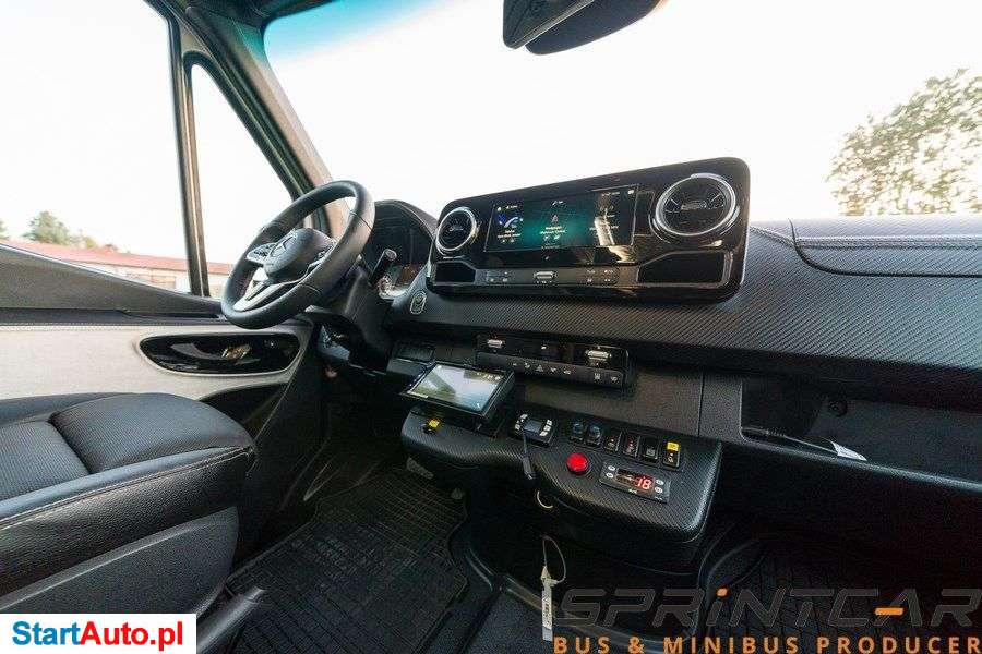 Mercedes-Benz Sprinter 519 Cdi 19+1