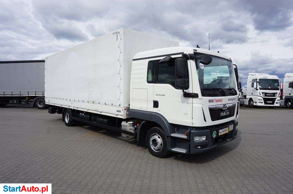 MAN TGL 12.220 4X2 BL BURTO-PLANDEKA Z WINDĄ KABINA SYPIALNA* 47 000 KM *