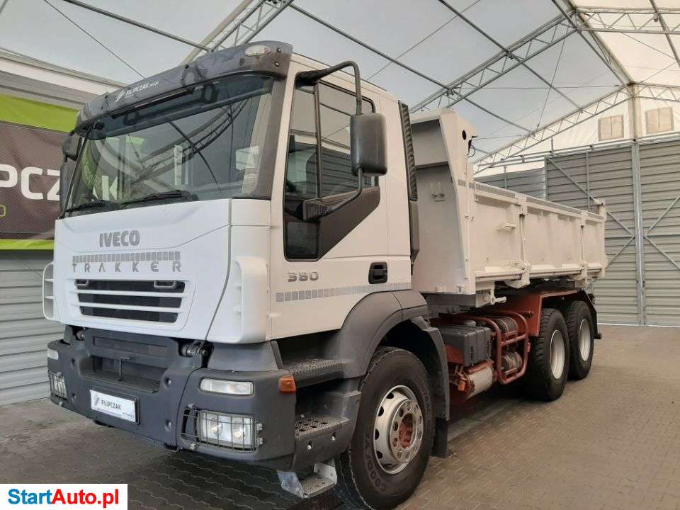 Iveco Trakker 380