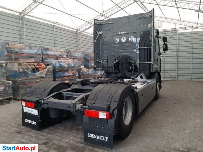Renault Premium
