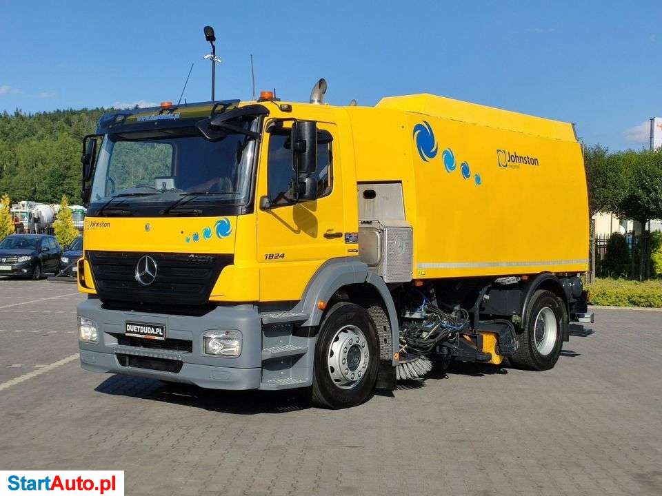 Mercedes-Benz AXOR 1824 E5 Johnston Zamiatarka Uliczna