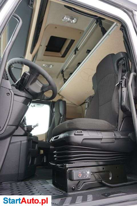 Mercedes-Benz ACTROS / 1845 / ACC / MP 4 / EURO 6 / MEGA / LOW DECK