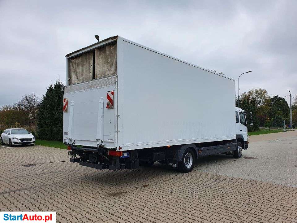 Mercedes-Benz Atego 1224 Sypialka Winda