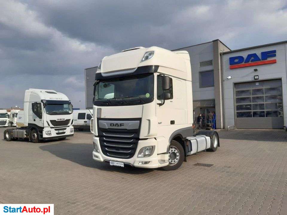DAF XF 480 FT Super Spac Cab Low Deck