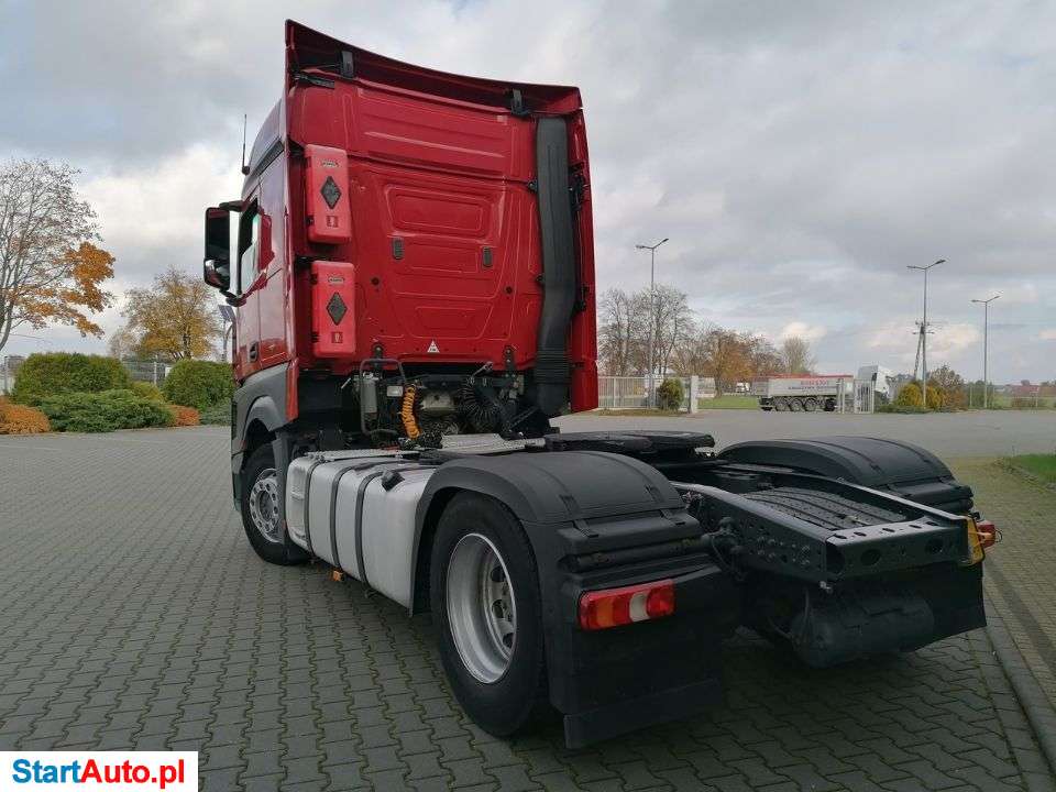 Mercedes-Benz Actros 1845