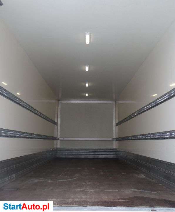 Mercedes-Benz ATEGO 1221L/1321L IZOTERMA 7.30m