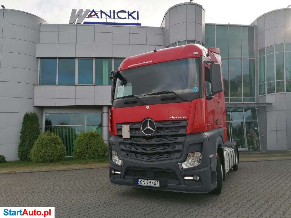 Mercedes-Benz Actros 1845