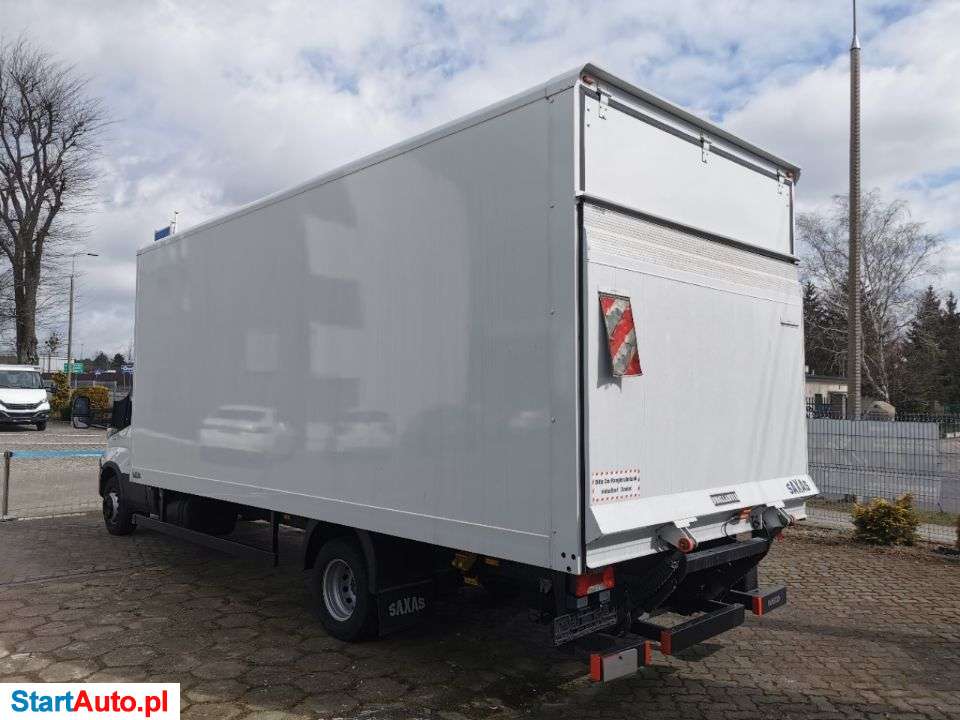 Iveco 72C18 KONTENER Z WINDĄ 1000kg