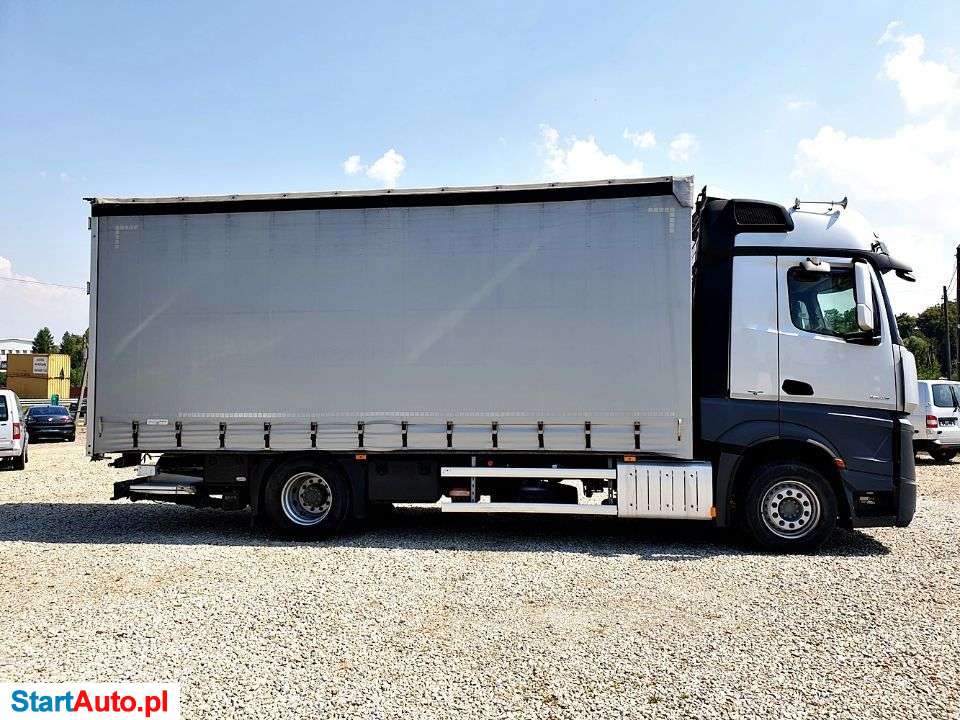 Mercedes-Benz Actros