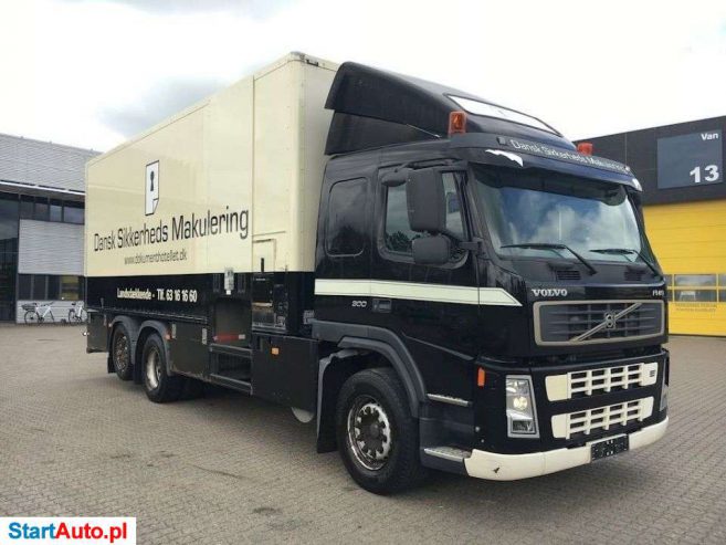 Volvo FM 9 300 KONTENER 300TYS KM