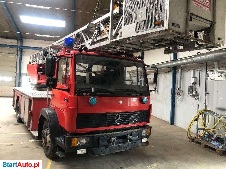 Mercedes-Benz 1524 Strazacki 30m METZ DLK 23-12