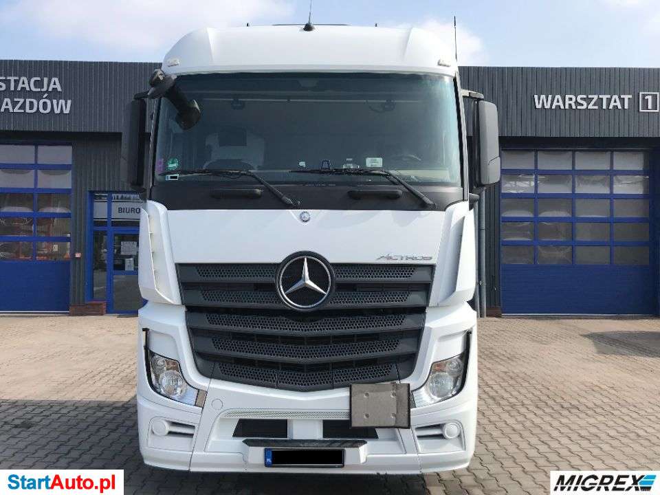 Mercedes-Benz Actros 1845