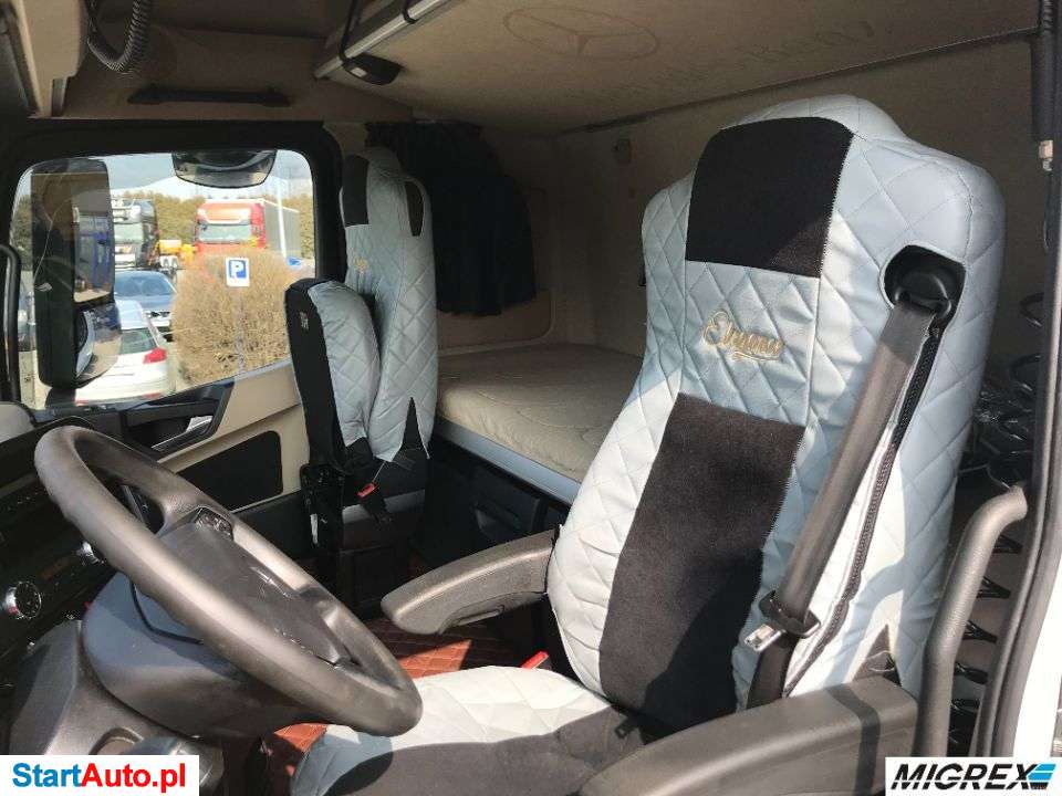 Mercedes-Benz Actros 1845