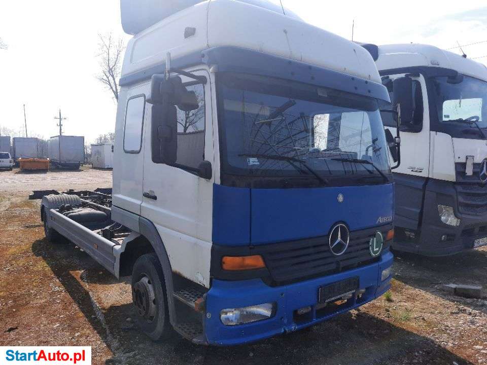 Mercedes-Benz Mercedes Axor Atego 823 Manual
