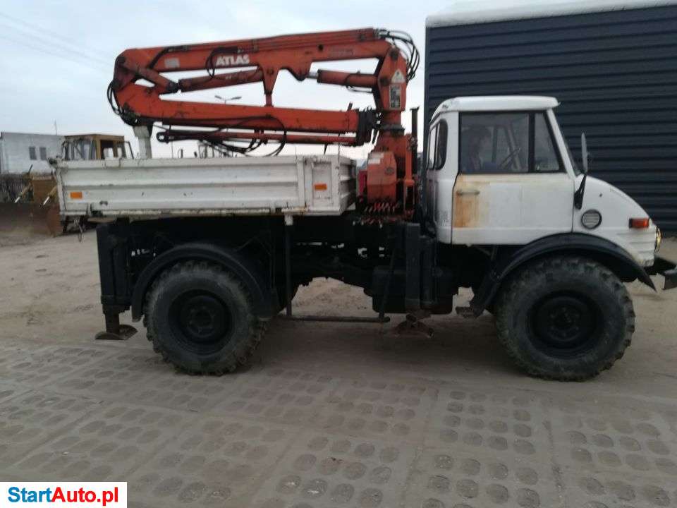 Mercedes-Benz UNIMOG