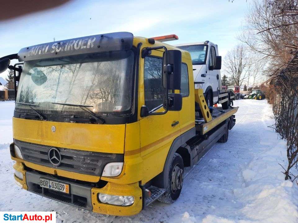 Mercedes-Benz Atego 818