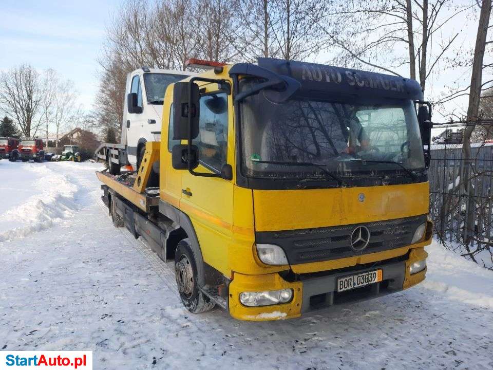 Mercedes-Benz Atego 818