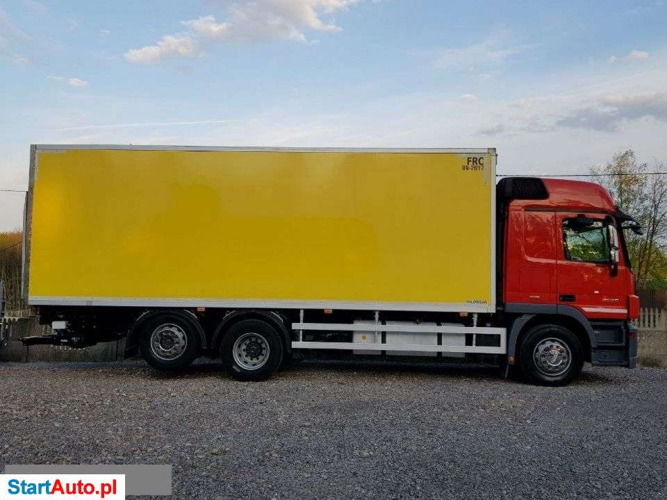 Mercedes-Benz ACTROS 2536 Chłodnia +20/-20C 6×2 Winda Mały Przebieg Oś Skrętna