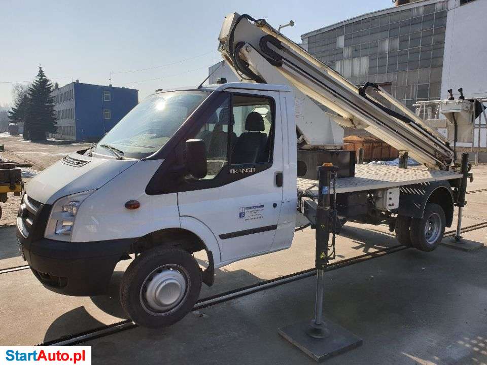 Ford TLC 422 FORD Transit T350