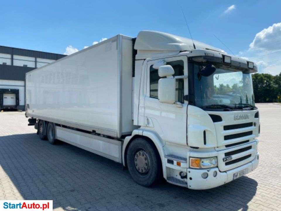 Scania P330
