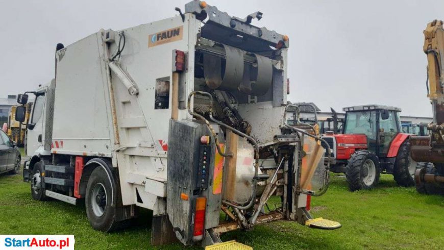 Renault MIDLUM 220