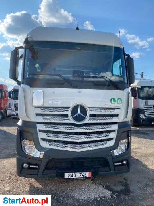 Mercedes-Benz 1845 L0W DECK Mega