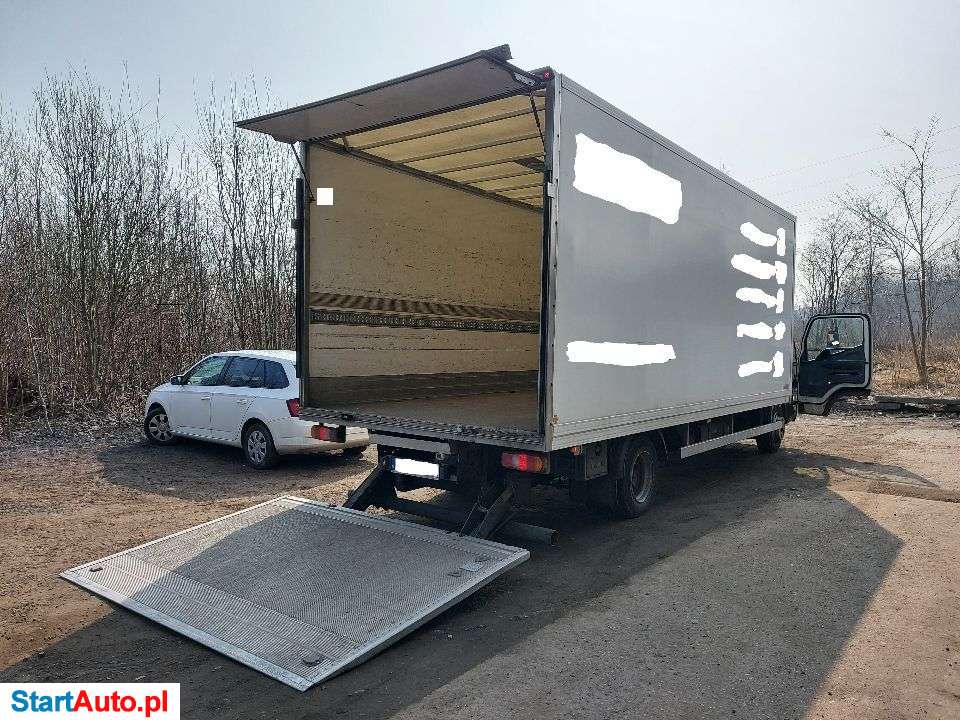 Mitsubishi Canter Fuso 7C18